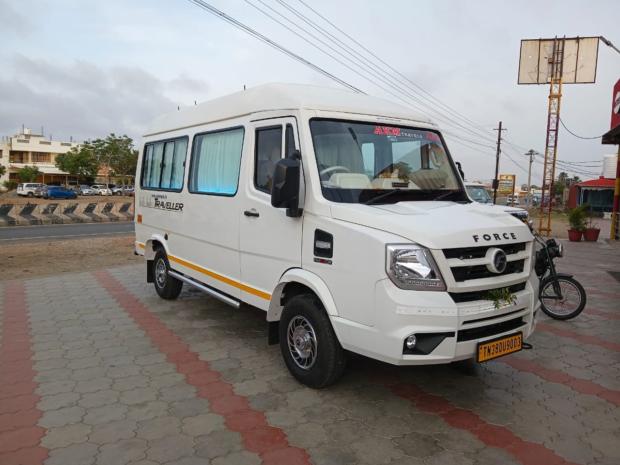 AKM Travels Traveller